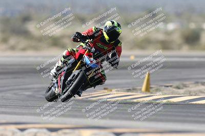 media/Jan-15-2026-Racers Edge (Thu) [[dfebeb70ab]]/3-B Group/Session 2 (Turn 11)/